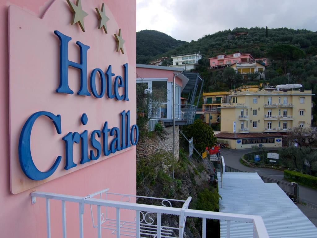 Hotel Cristallo Леричи Экстерьер фото